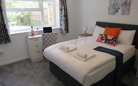 The Cambridge Suites - Tas Accommodations